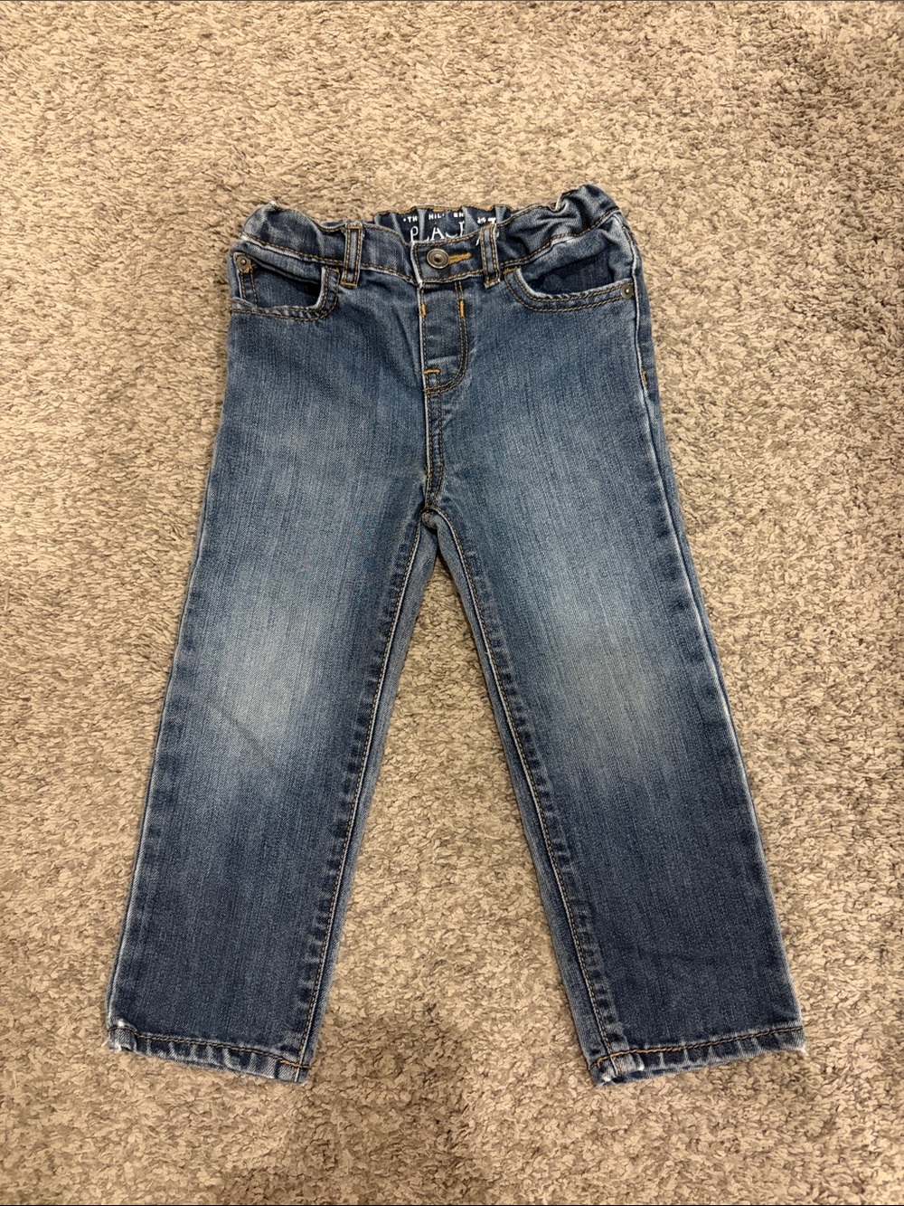 The Children's Place Medium Wash Denim Jeans - Boys